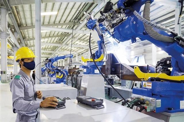 Robot hàn giá bao nhiêu? Những yếu tố ảnh hưởng chi phí đầu tư 2026