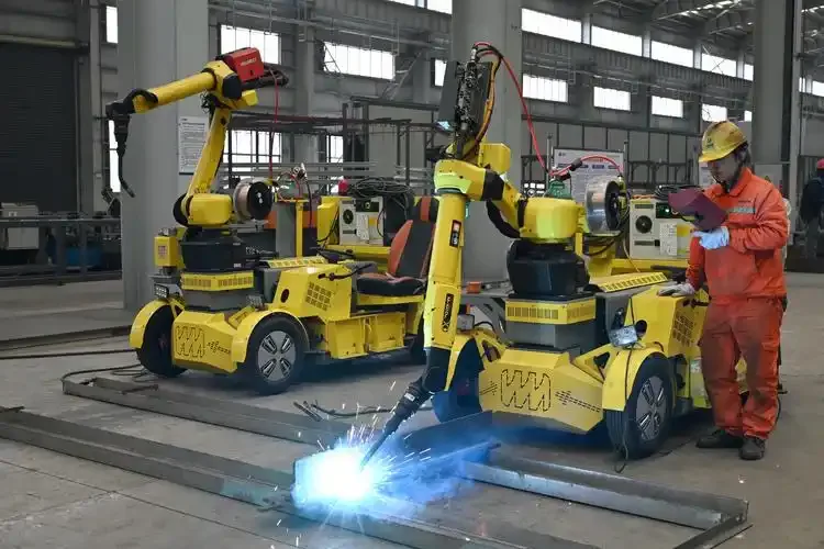 Ứng dụng robot hàn trong sản xuất